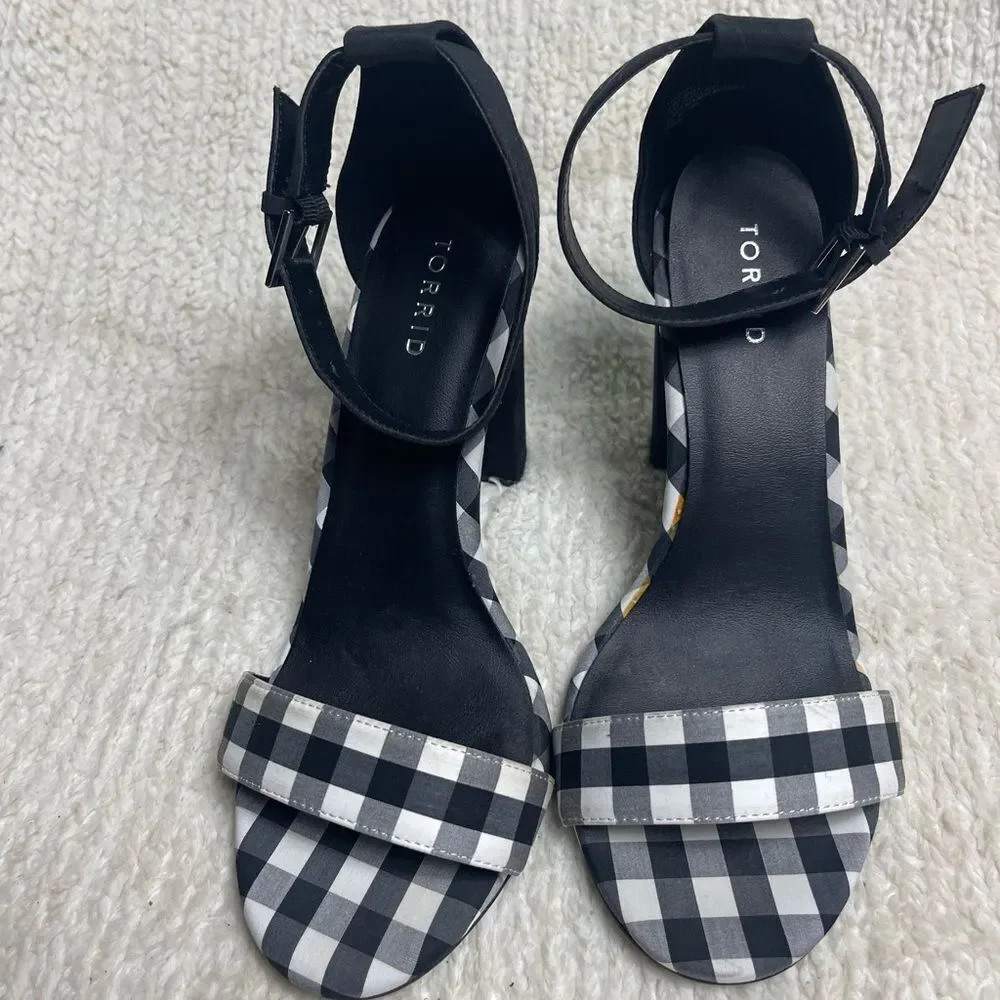 Torrid  Fabric Black and White Checkered ankle strap block Heels SZ10WW